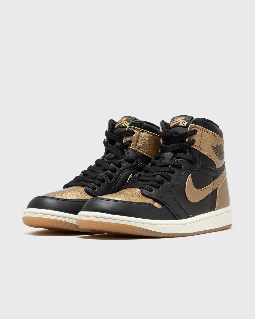 Jordan 1 high black metallic gold