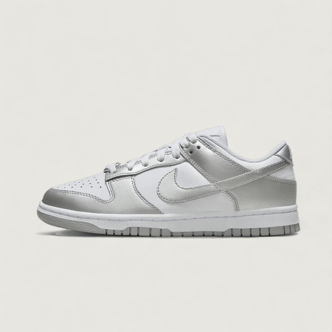 Dunk low metallic silver