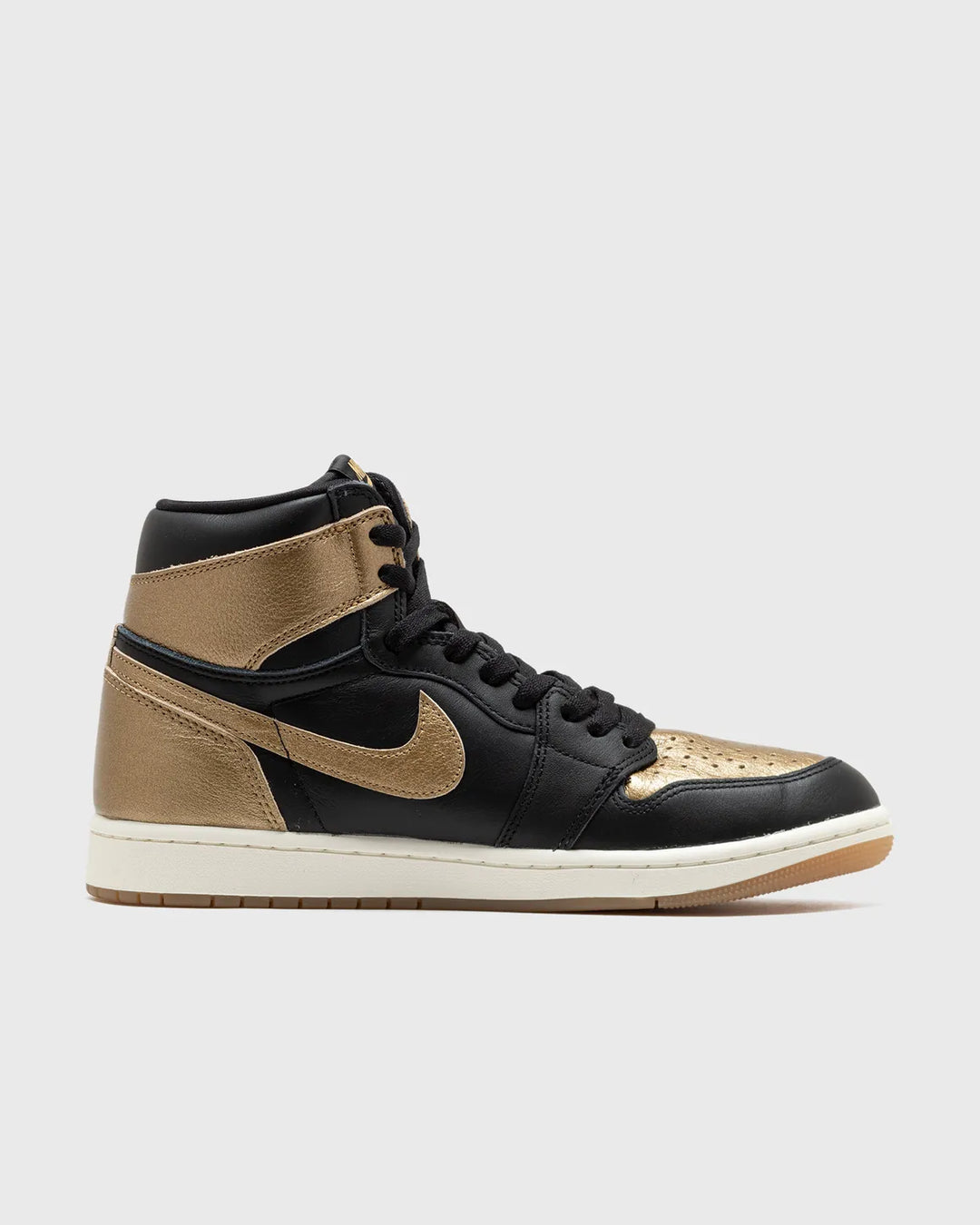 Jordan 1 high black metallic gold